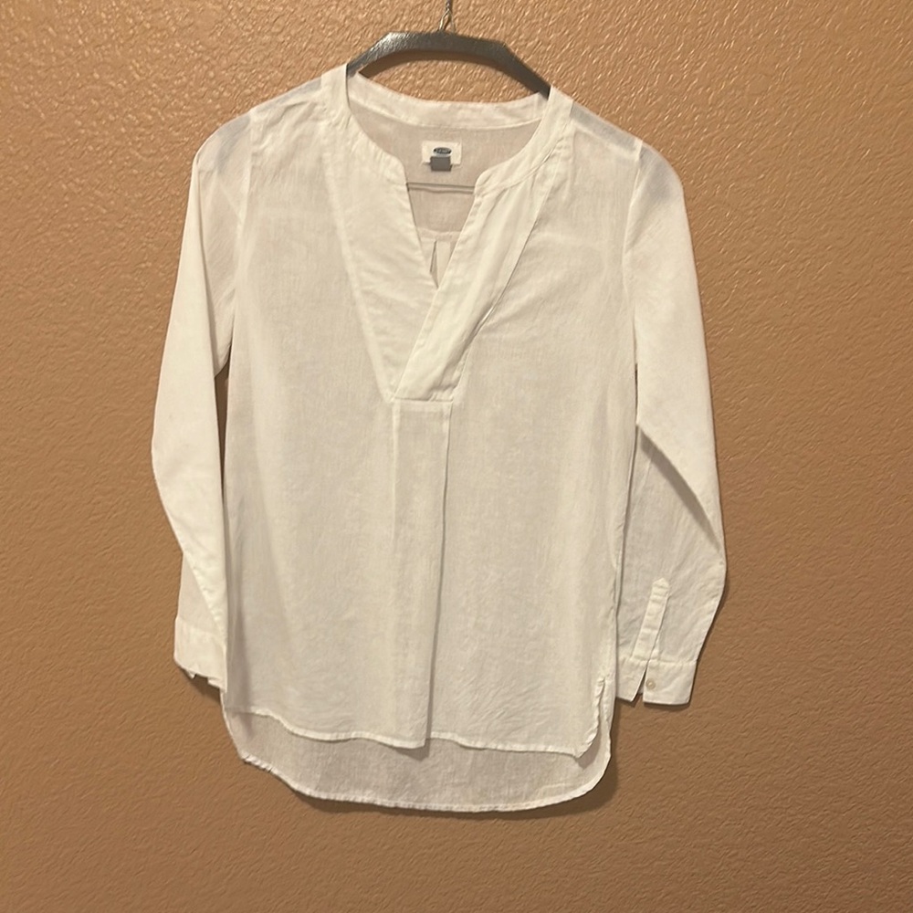 Old Navy White Linen Blouse